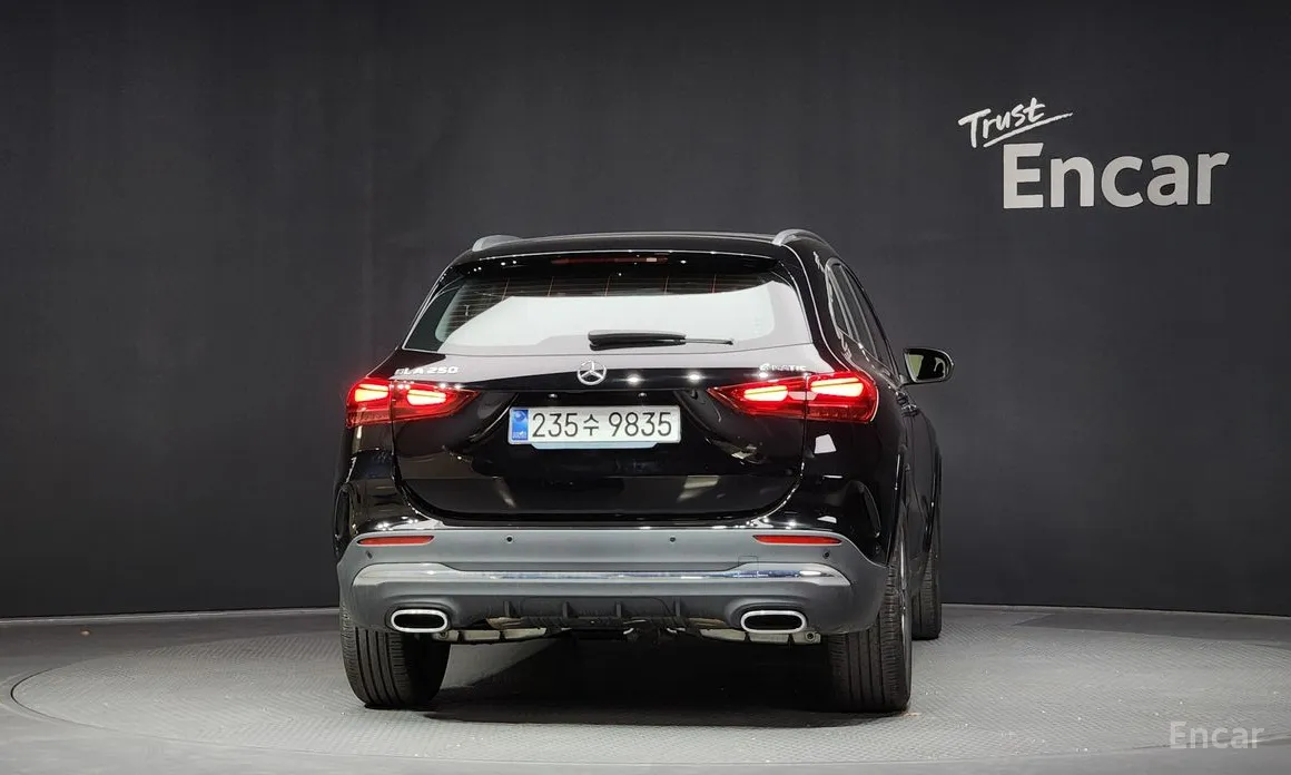 Mercedes-Benz GLA-Class 2020 GLA250 4MATIC