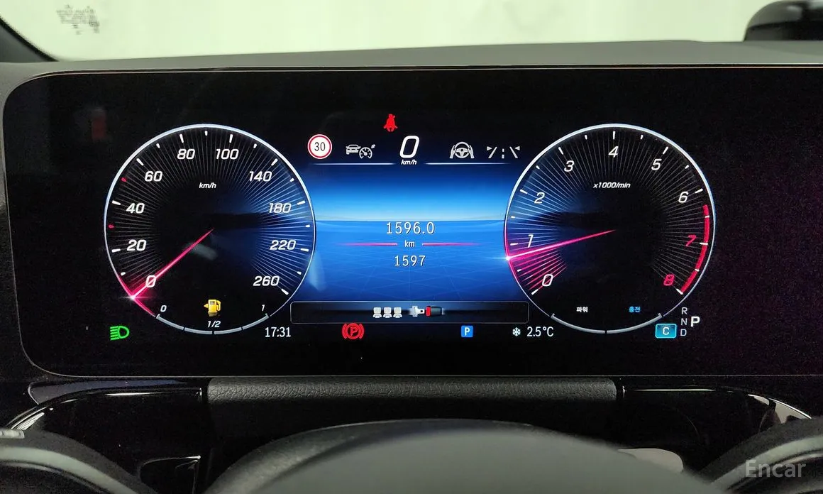 Mercedes-Benz GLA-Class 2020 GLA250 4MATIC