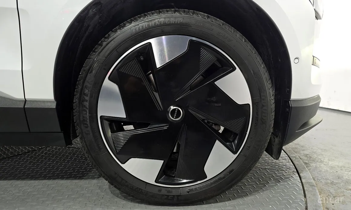 Volvo EX30 2024 Ultra