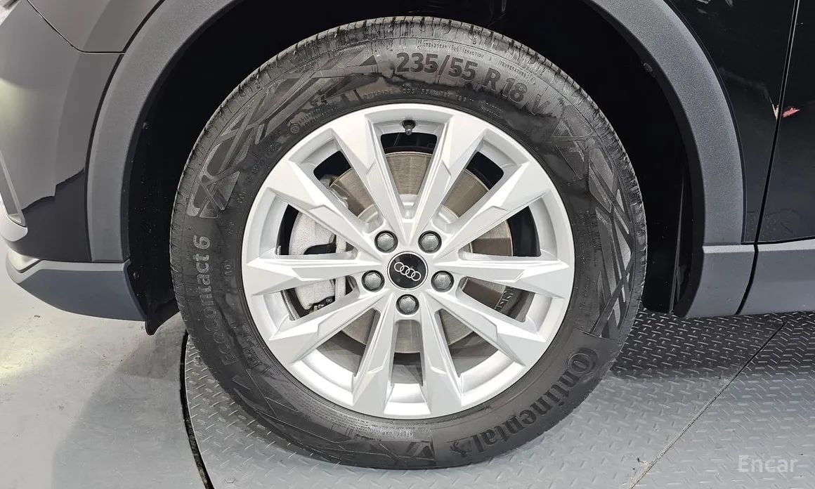 Audi Q3 2018 40 TFSI Quattro