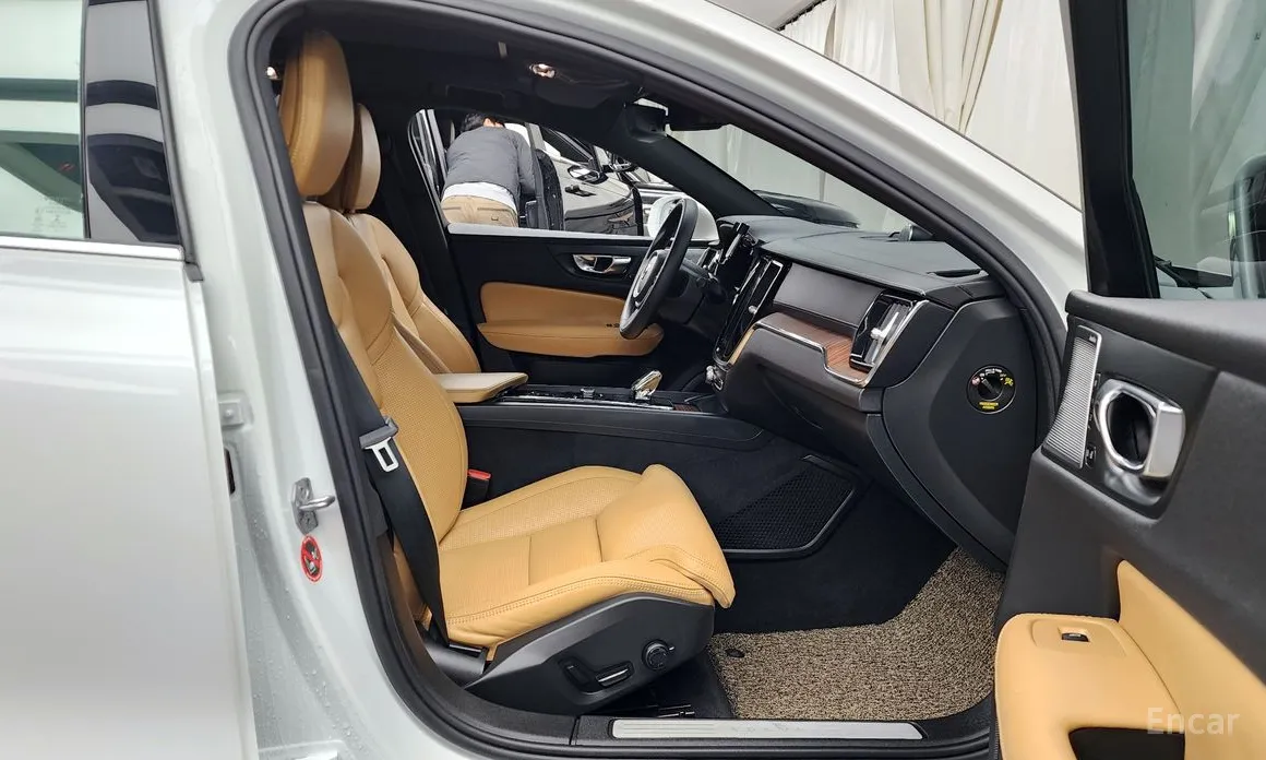 Volvo S60 2019 B5 Inscription