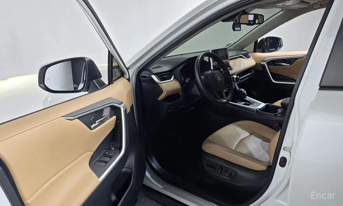 Toyota RAV4 2019 2.5 2WD Hybrid XLE