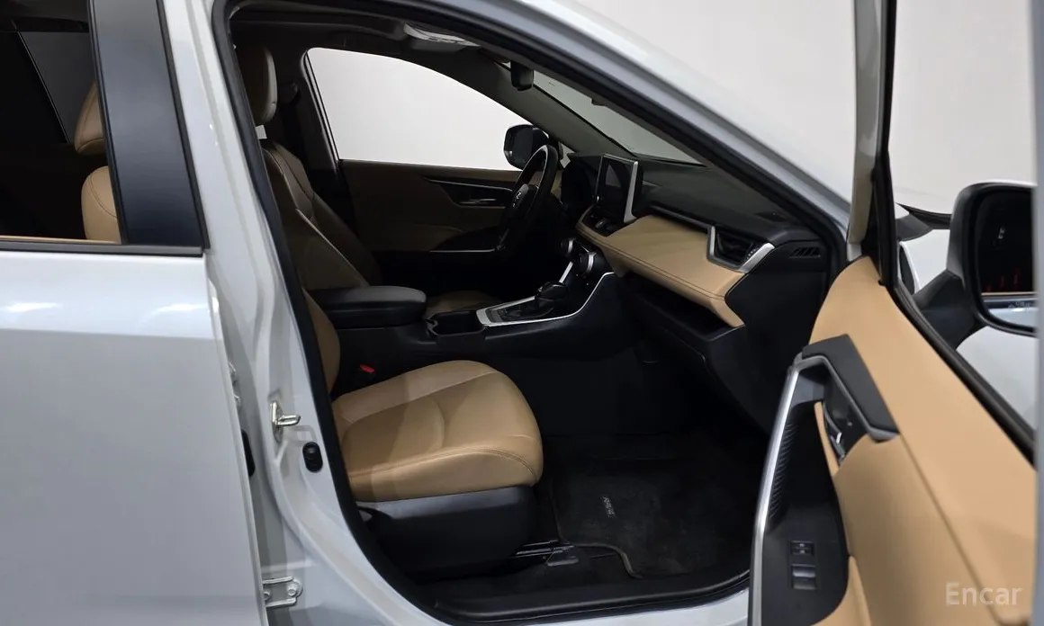 Toyota RAV4 2019 2.5 2WD Hybrid XLE