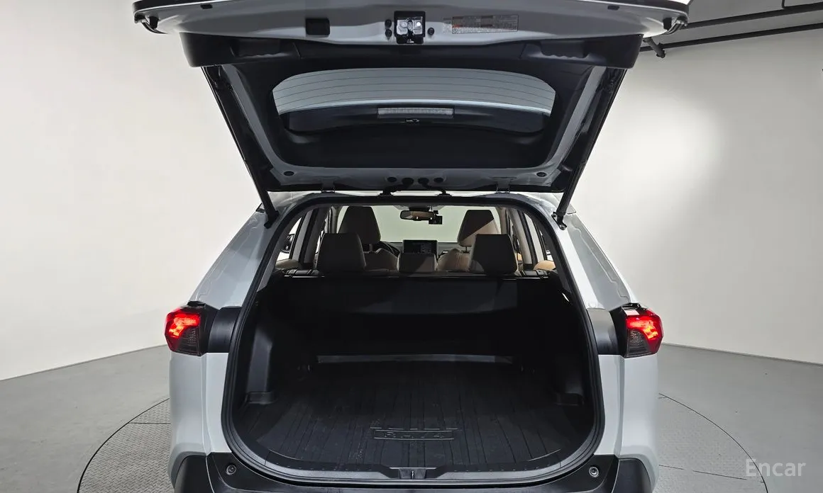 Toyota RAV4 2019 2.5 2WD Hybrid XLE