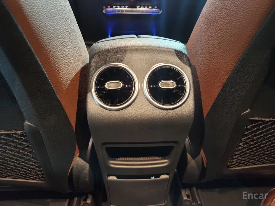 Mercedes-Benz GLB-Class 2020 AMG GLB35 4MATIC