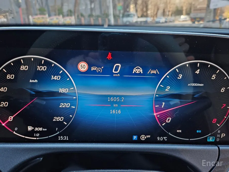 Mercedes-Benz E-Class 2024 E200 Avantgarde Limited