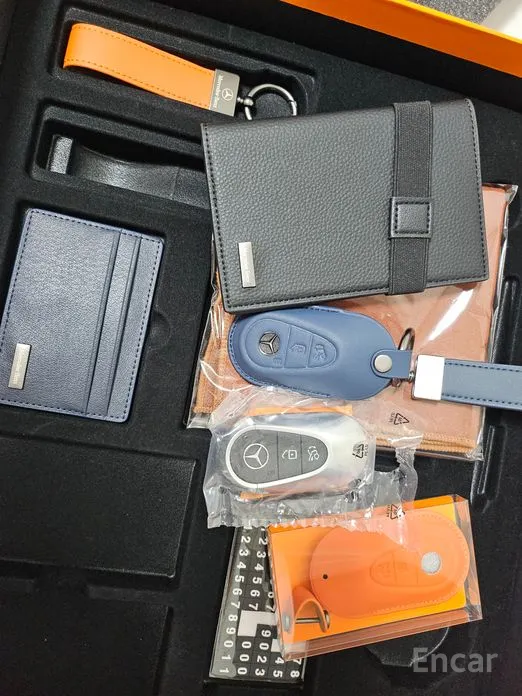 Mercedes-Benz E-Class 2024 E200 Avantgarde Limited