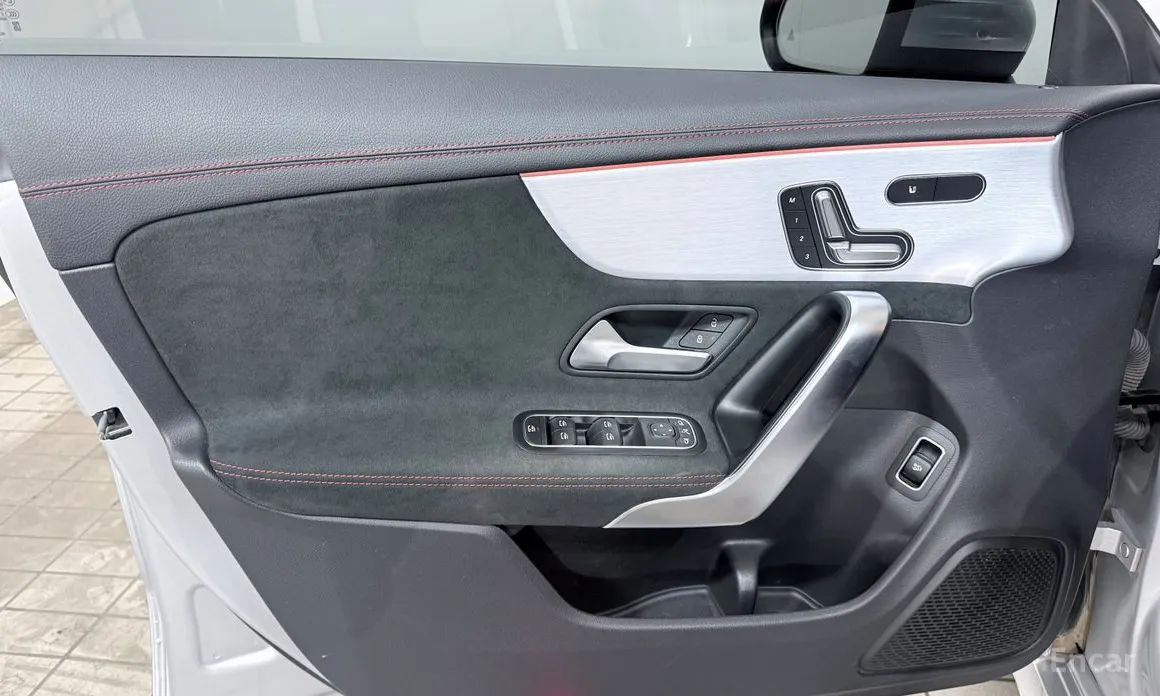 Mercedes-Benz CLA-Class 2020 CLA250 4MATIC