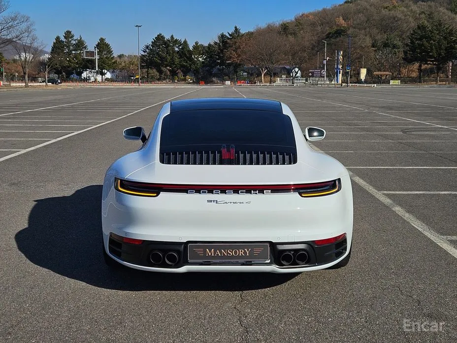 Porsche 911 2019 Carrera 4