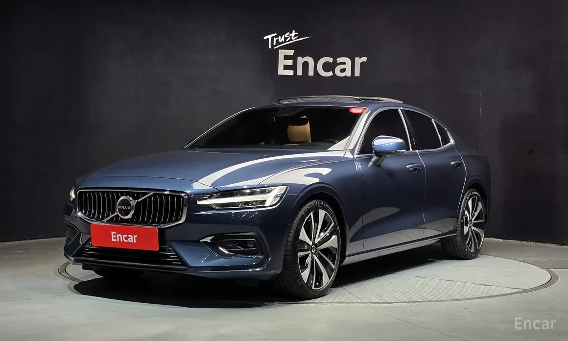 Volvo S60 2019 B5 Ultimate Bright