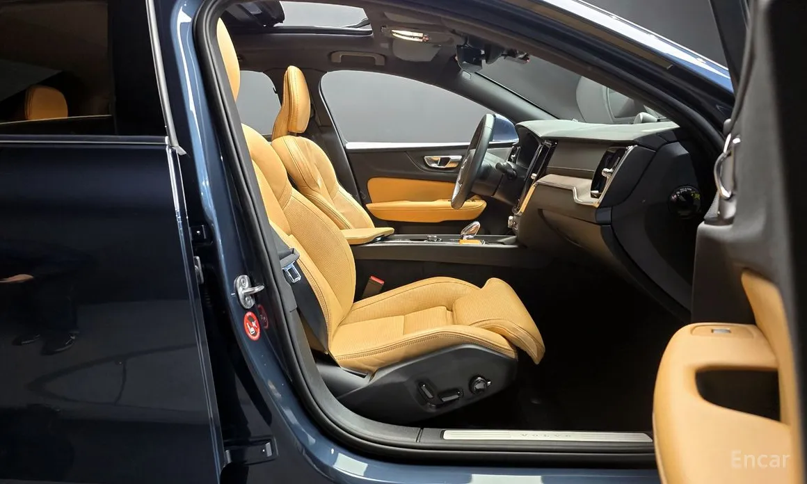 Volvo S60 2019 B5 Ultimate Bright