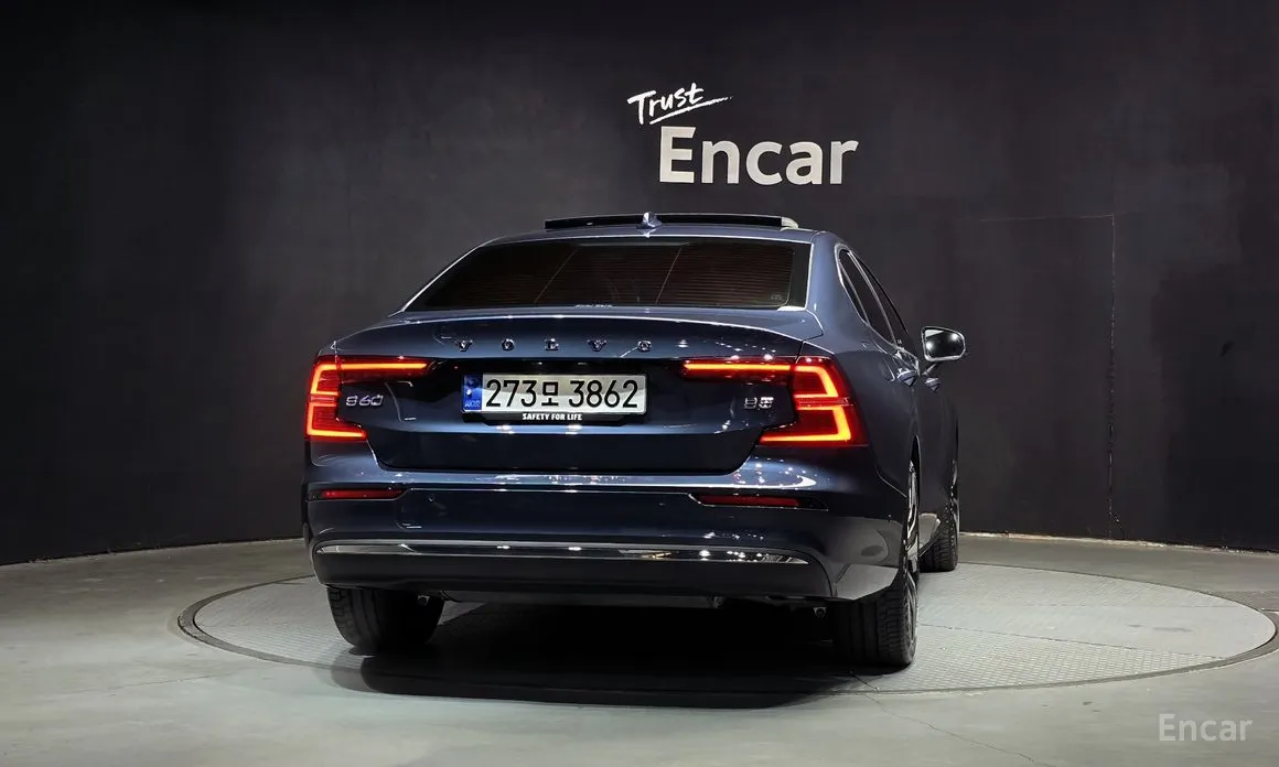 Volvo S60 2019 B5 Ultimate Bright