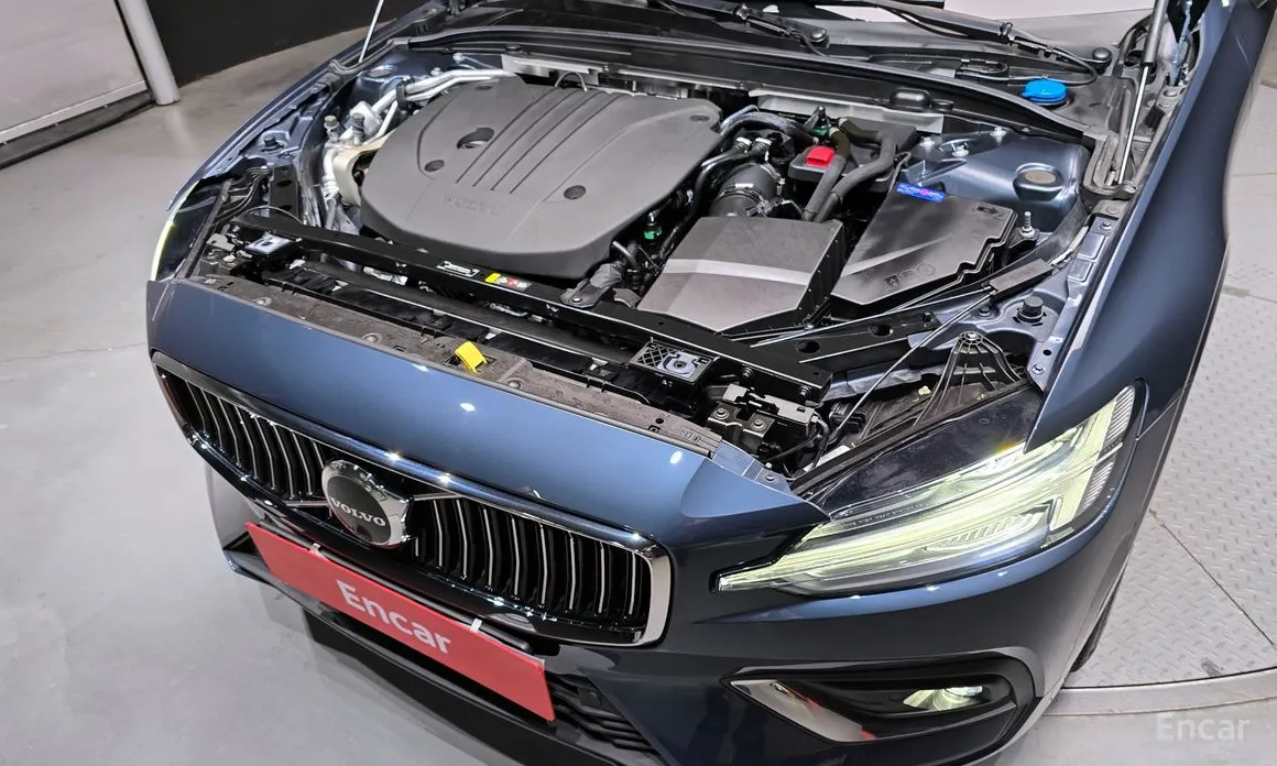 Volvo S60 2019 B5 Ultimate Bright