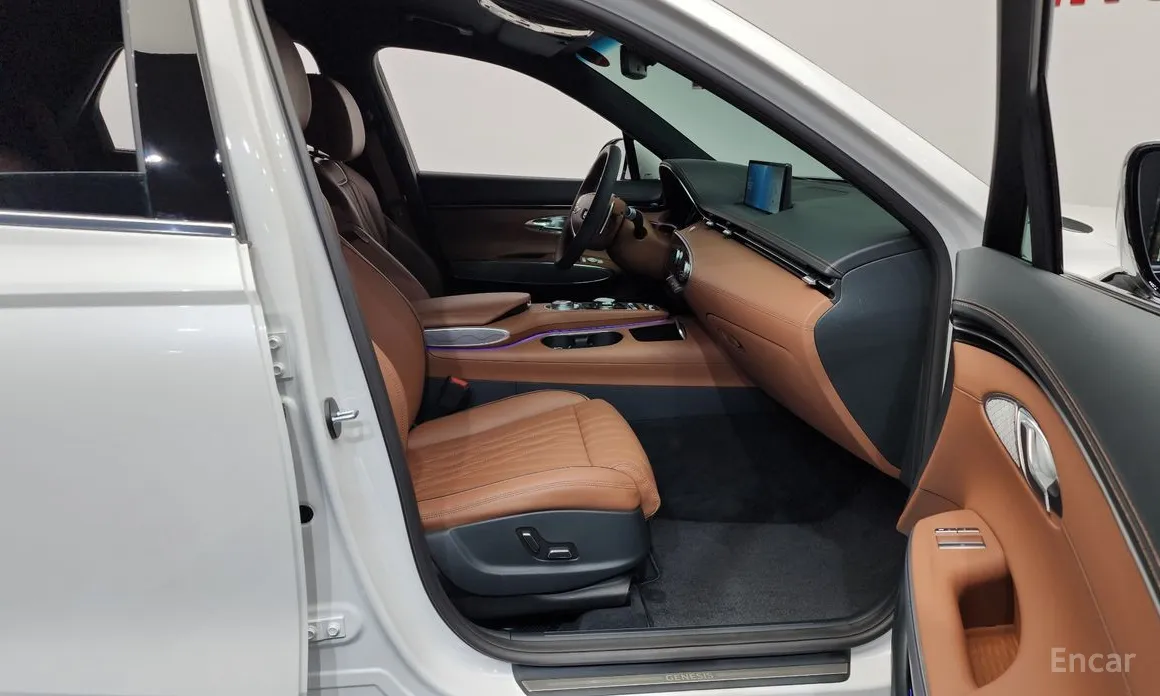 Genesis GV70 2021 2.5T Gasoline AWD