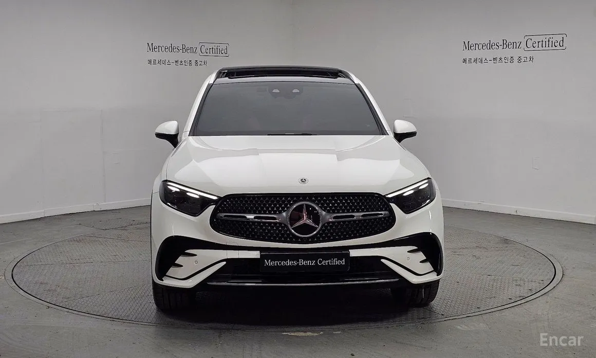 Mercedes-Benz GLC-Class 2023 GLC300 4MATIC AMG Line