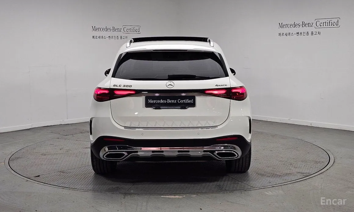 Mercedes-Benz GLC-Class 2023 GLC300 4MATIC AMG Line
