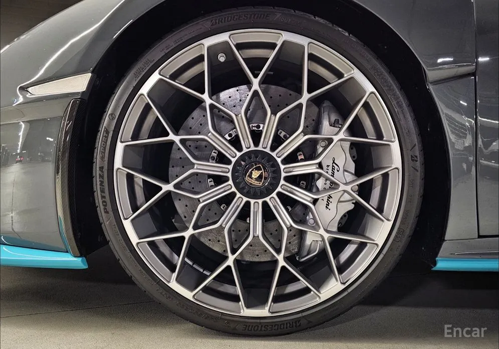 Lamborghini Huracan 2014 LP640-2 STO