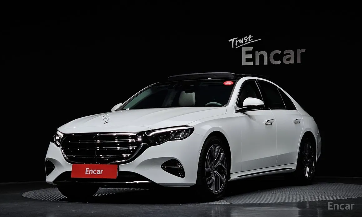 Mercedes-Benz E-Class 2024 E220d 4MATIC Exclusive