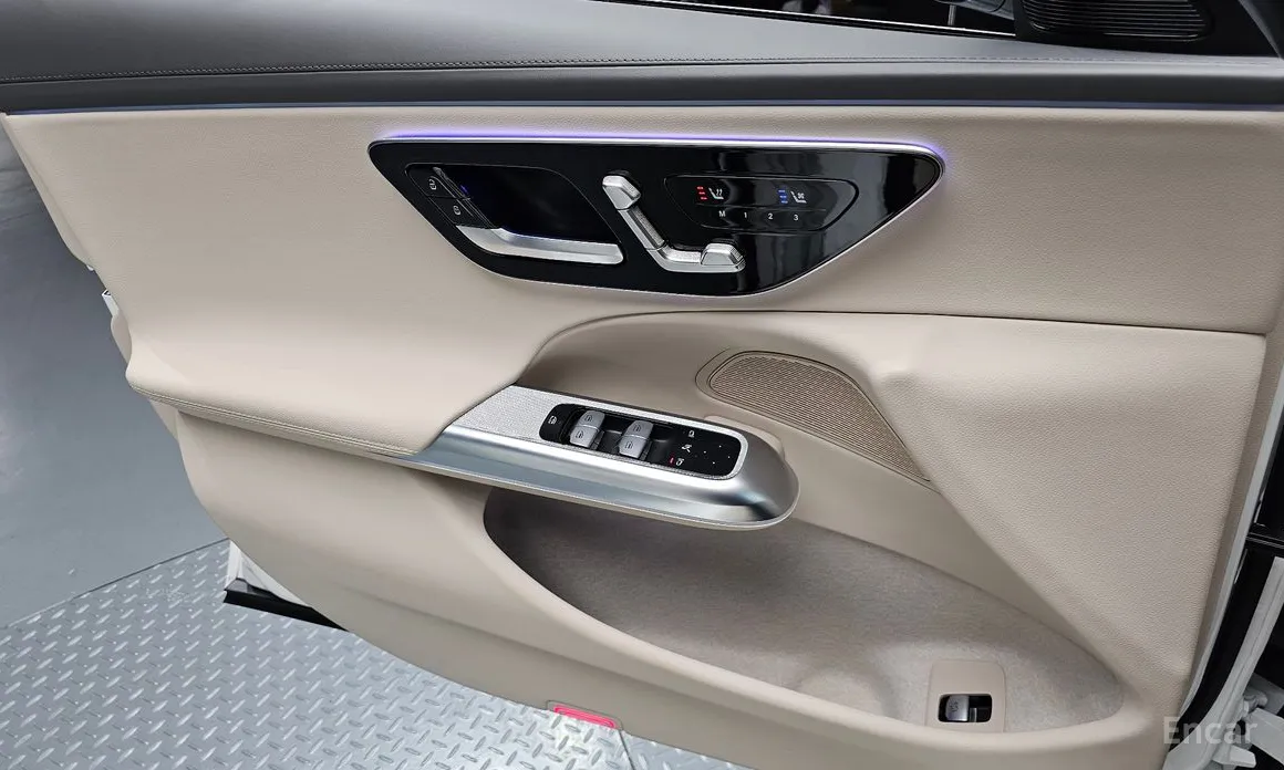 Mercedes-Benz E-Class 2024 E220d 4MATIC Exclusive