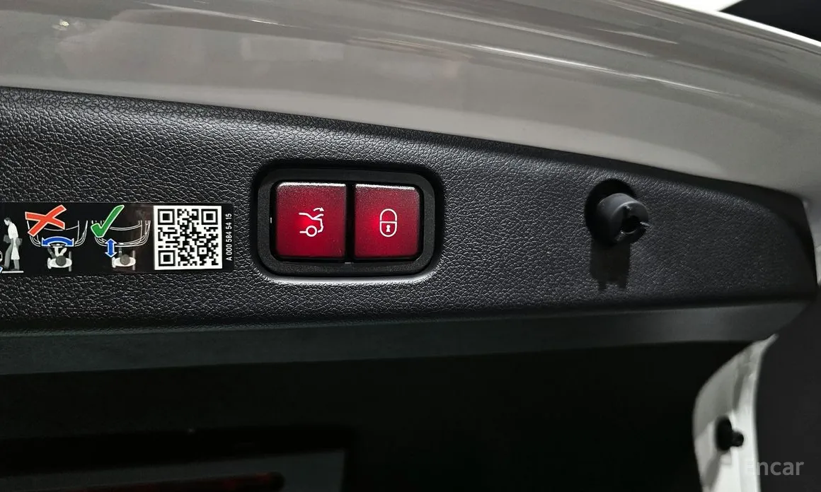 Mercedes-Benz E-Class 2024 E220d 4MATIC Exclusive