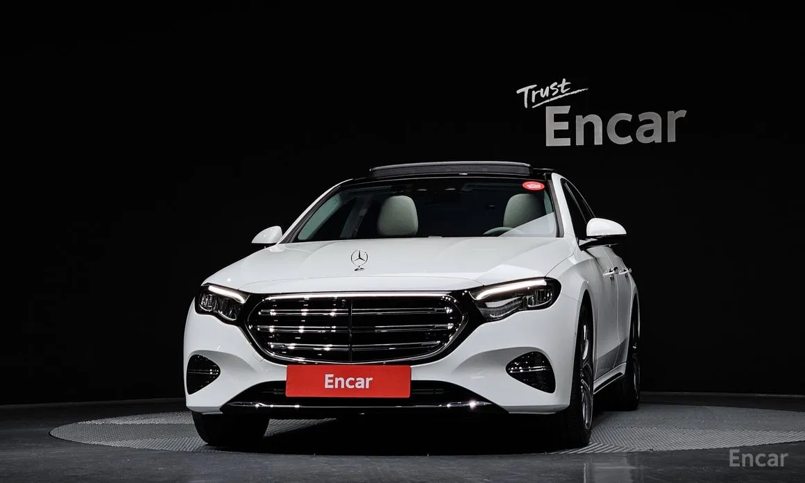 Mercedes-Benz E-Class 2024 E220d 4MATIC Exclusive