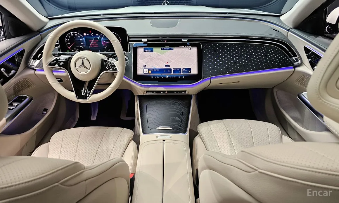 Mercedes-Benz E-Class 2024 E220d 4MATIC Exclusive