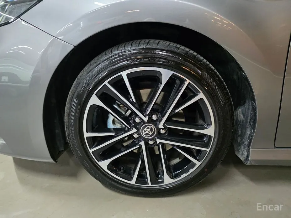 Toyota Camry 2024 2.5 XLE Hybrid