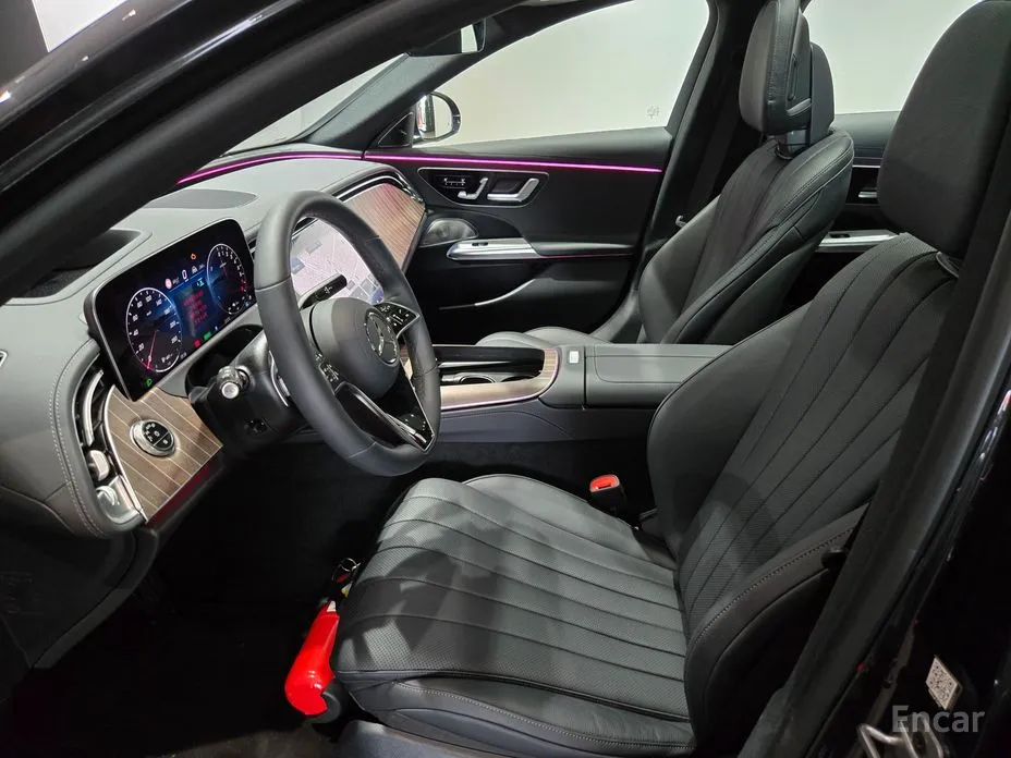 Mercedes-Benz E-Class 2024 E350e 4MATIC