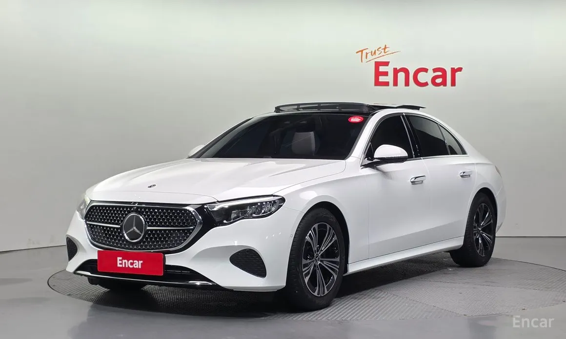 Mercedes-Benz E-Class 2024 E200 Avantgarde