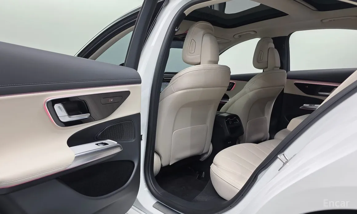 Mercedes-Benz E-Class 2024 E200 Avantgarde