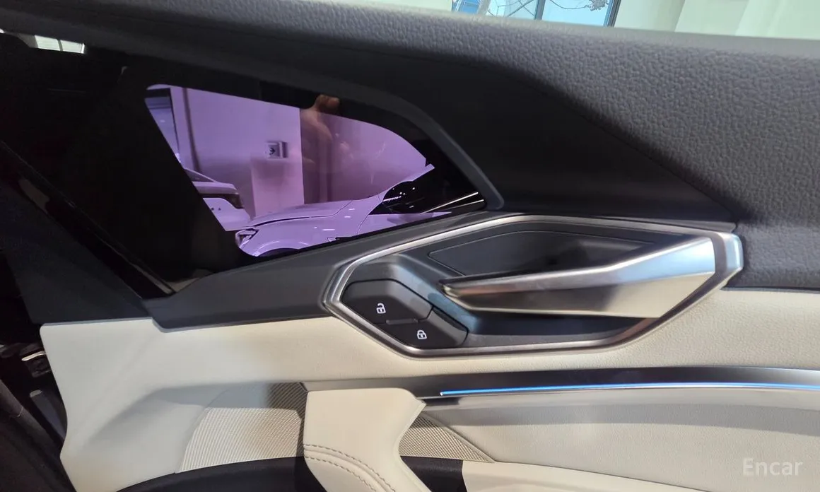 Audi Q8 e-tron 2024 55 Quattro Premium