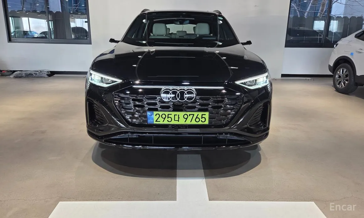Audi Q8 e-tron 2024 55 Quattro Premium