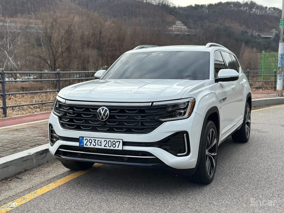 Volkswagen Atlas 2017 2.0 TSI R-LINE 7-Seater