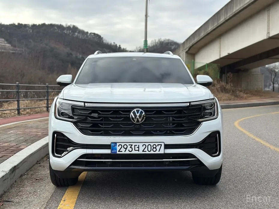 Volkswagen Atlas 2017 2.0 TSI R-LINE 7-Seater