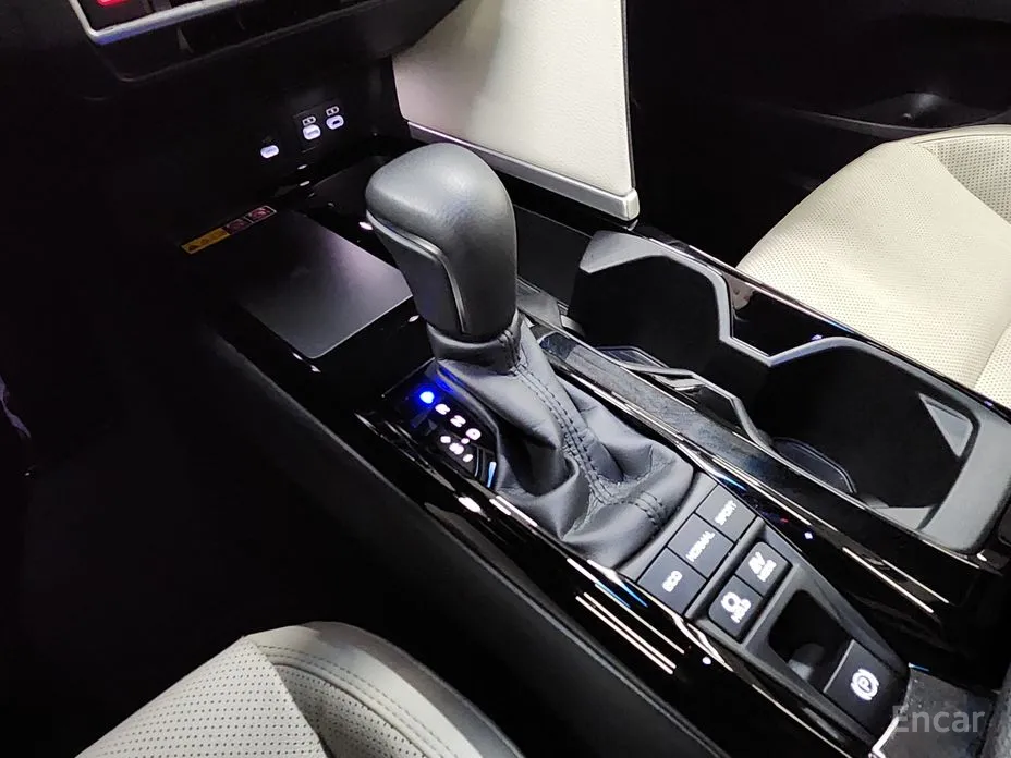 Toyota Camry 2024 2.5 XLE Premium Hybrid