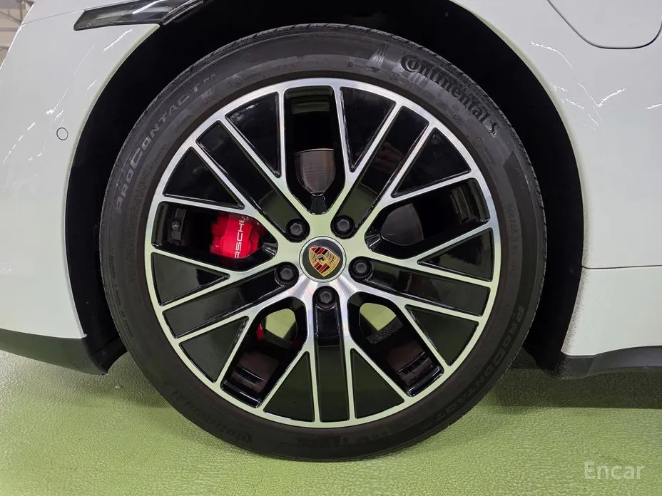 Porsche Taycan 2020 4S