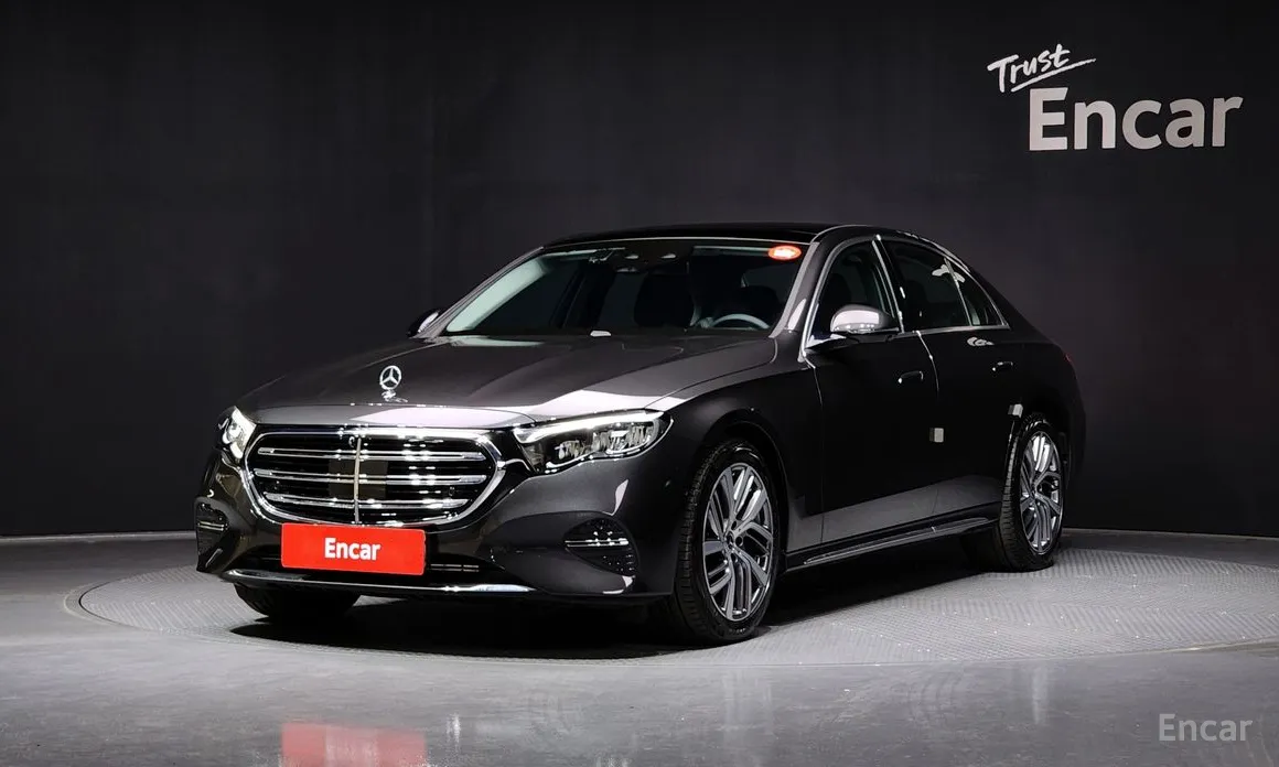 Mercedes-Benz E-Class 2024 E220d 4MATIC Exclusive