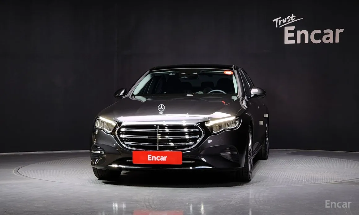 Mercedes-Benz E-Class 2024 E220d 4MATIC Exclusive