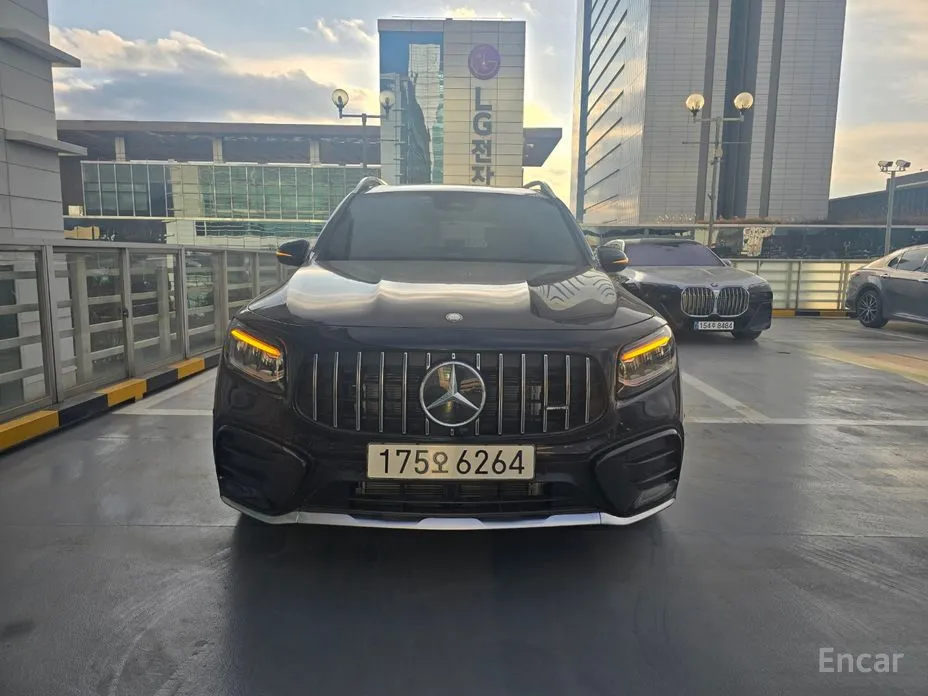 Mercedes-Benz GLB-Class 2020 AMG GLB35 4MATIC
