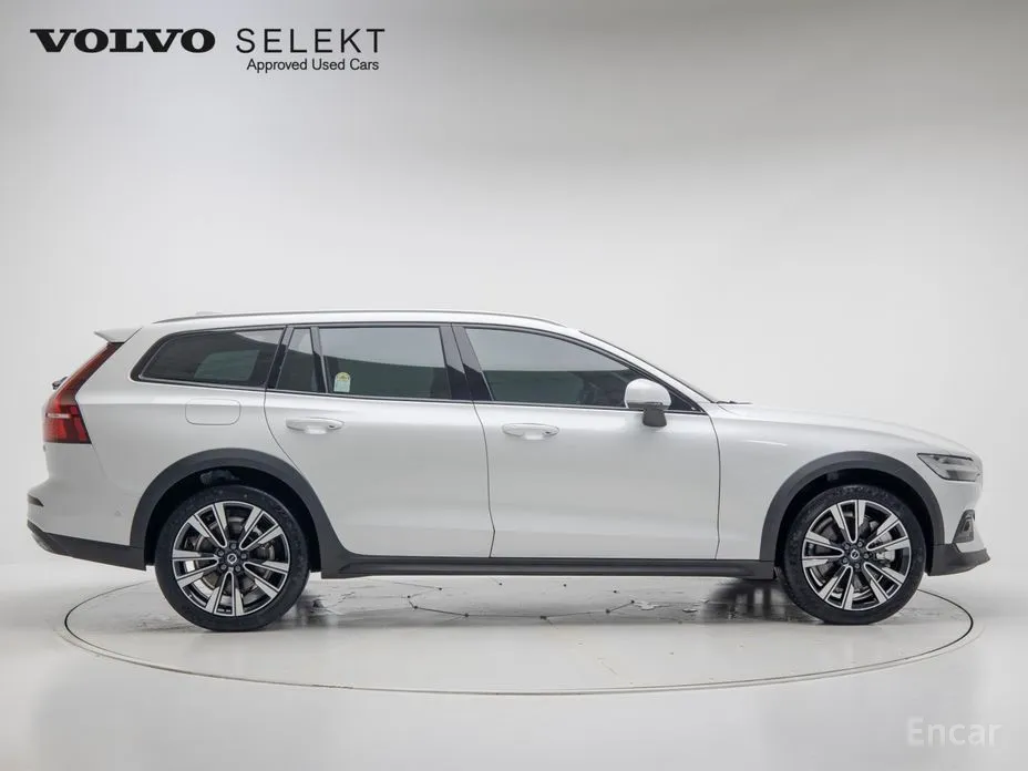 2019 Volvo V60