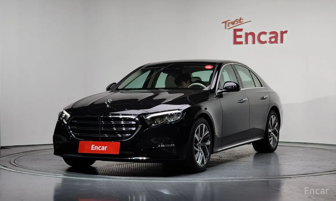 Mercedes-Benz E-Class 2024 E220d 4MATIC Exclusive