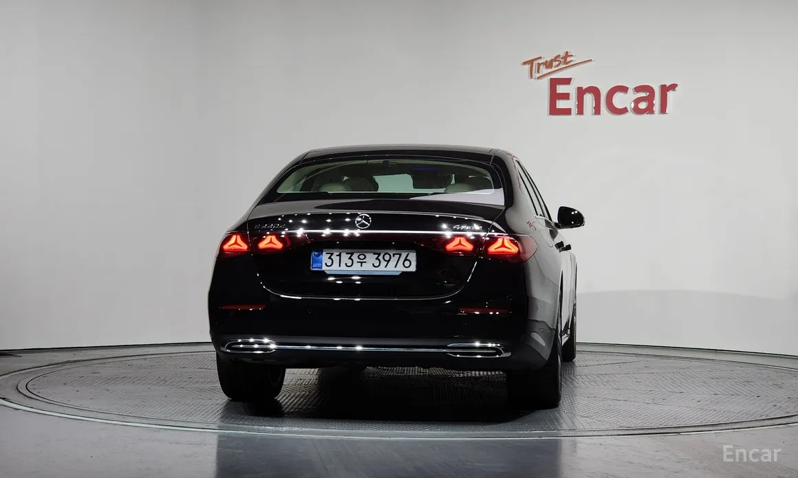 Mercedes-Benz E-Class 2024 E220d 4MATIC Exclusive