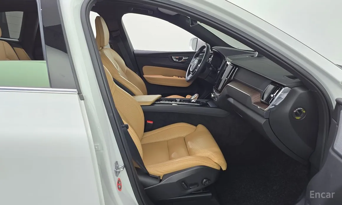 Volvo XC60 2017 B5 Inscription