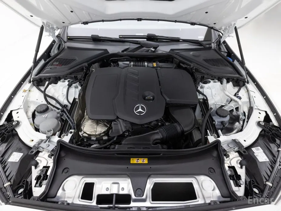 Mercedes-Benz E-Class 2024 E220d 4MATIC Exclusive