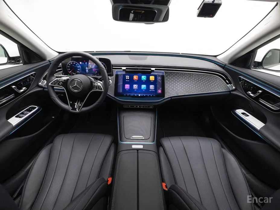 Mercedes-Benz E-Class 2024 E220d 4MATIC Exclusive