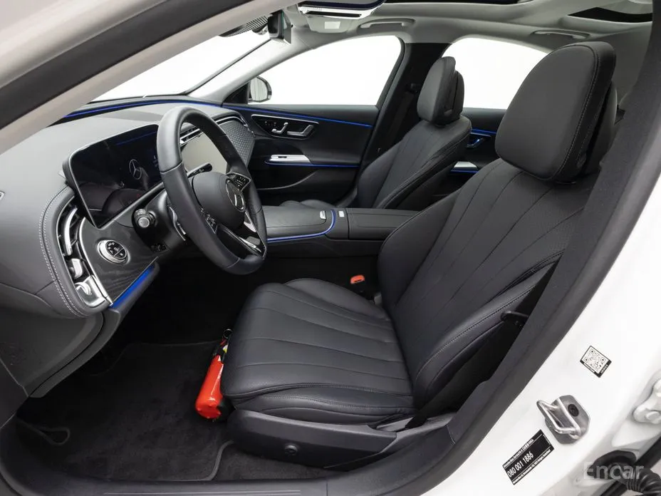 Mercedes-Benz E-Class 2024 E220d 4MATIC Exclusive