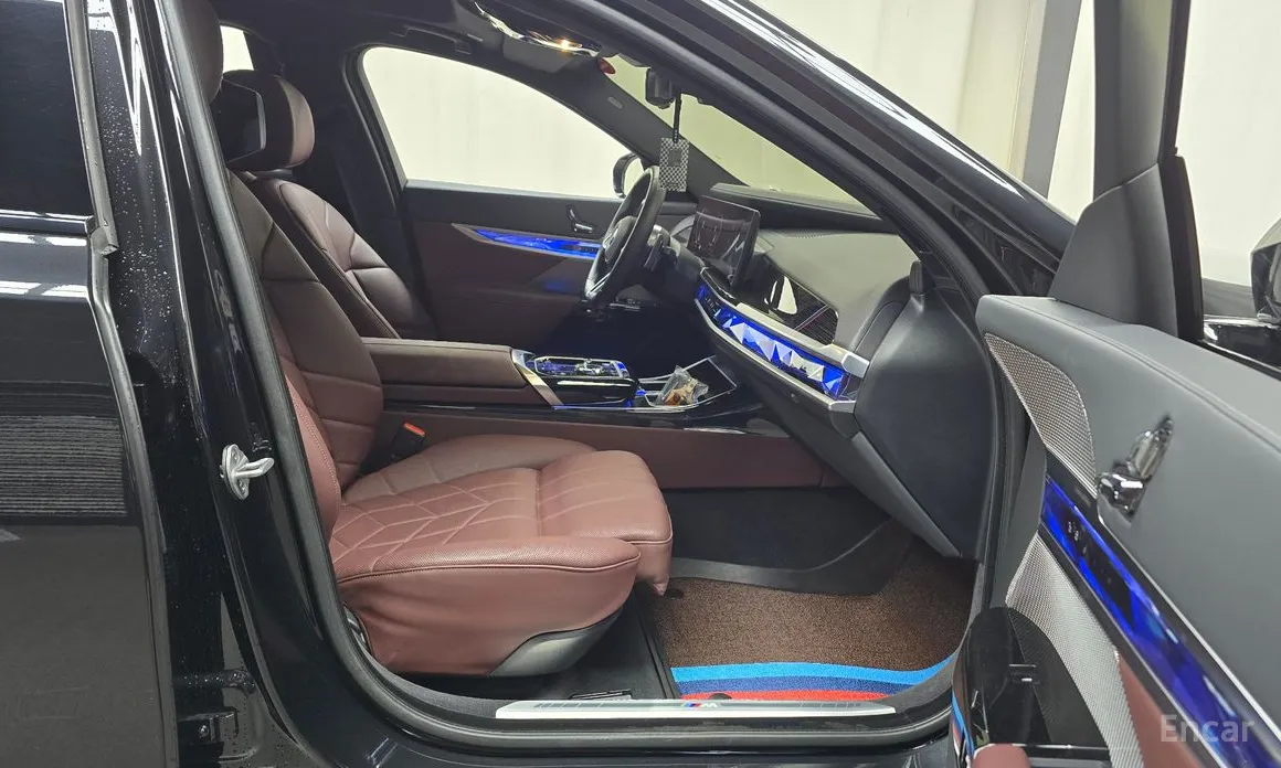 BMW 7 Series 2022 740d xDrive M Sport