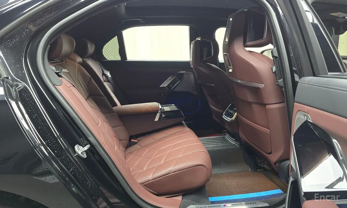 BMW 7 Series 2022 740d xDrive M Sport