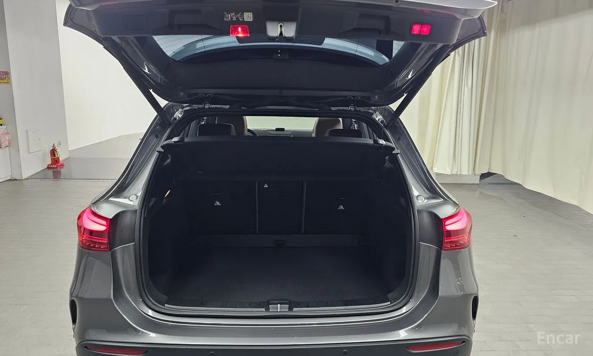 Mercedes-Benz GLA-Class 2020 GLA250 4MATIC