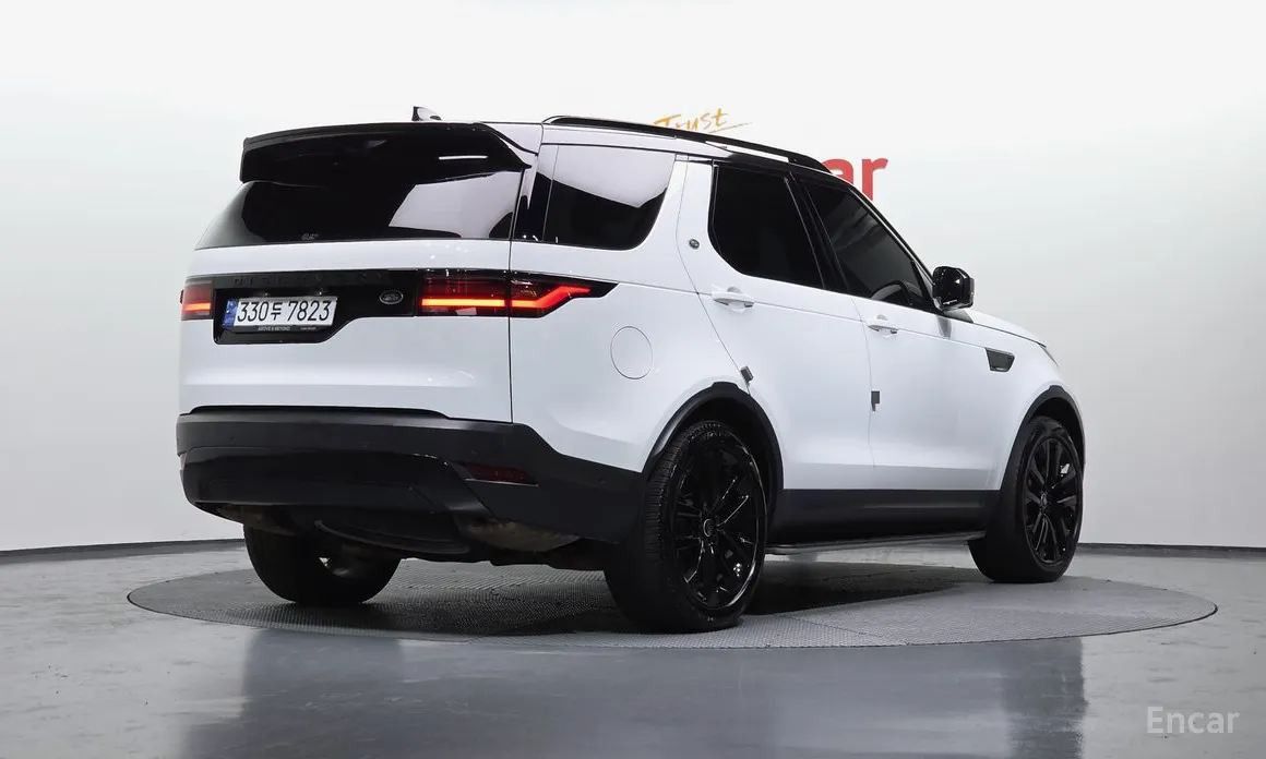 Land Rover Discovery 2017 D250 SE